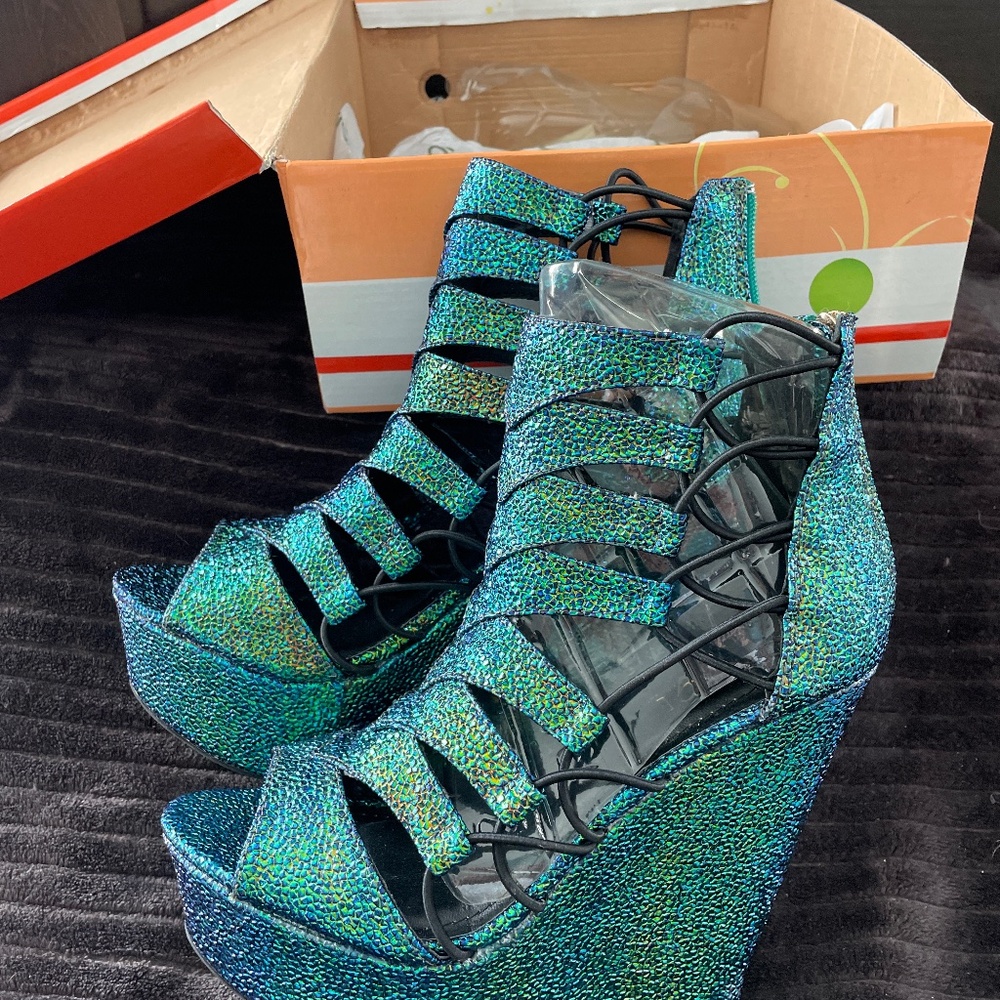 Iridescent STRAPPY HEEL